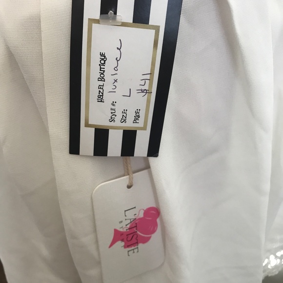 Shorts - Picture 2 of 3